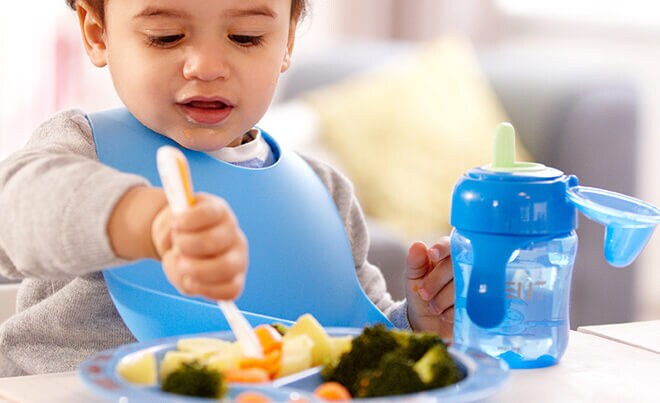 Comida mais consistente para o seu bebé