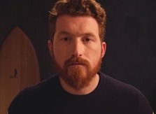 Barba grande pontiaguda