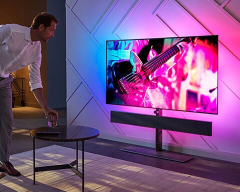 Experimente o televisor Ambilight da Philips